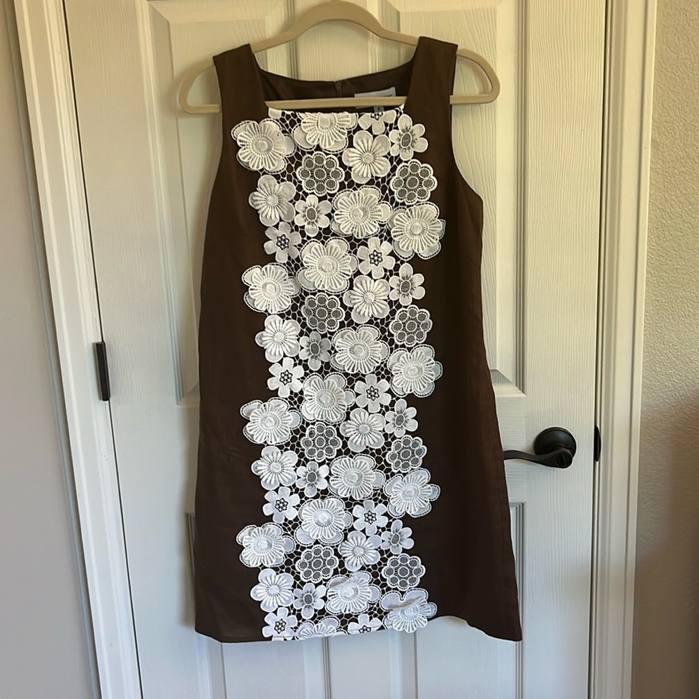 EUC Molly Moorkamp Coconut Nonie Size 6